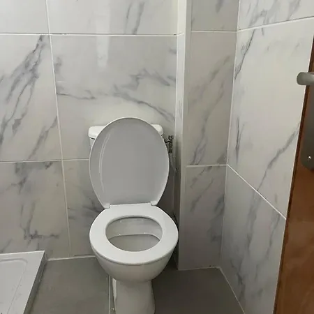 T2 Vue - Entre Aéroport Et Centre-ville Appartement